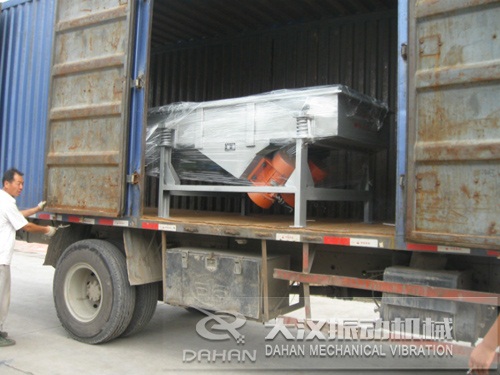 520直線振動(dòng)篩發(fā)貨圖片 520直線振動(dòng)篩發(fā)貨圖片